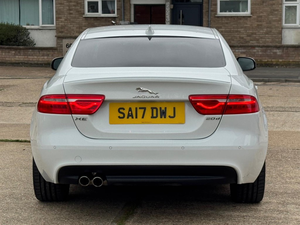 Used Jaguar XE 2017 for sale - 76922092: Photo 5