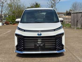 Used Toyota Voxy 2024 for sale - 74363826: Photo