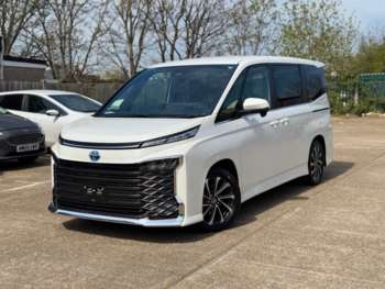 Used Toyota Voxy 2024 for sale - 74363826: Photo