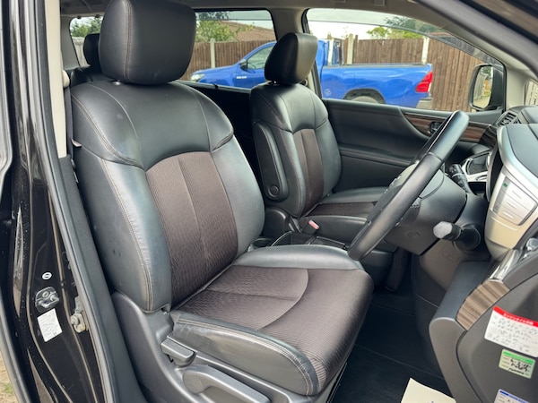 Used Nissan Elgrand 2017 for sale - 75570071: Photo 11
