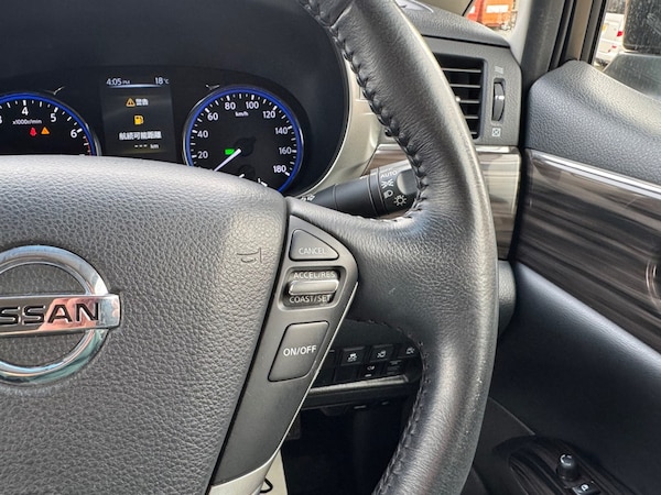 Used Nissan Elgrand 2017 for sale - 75570071: Photo 32