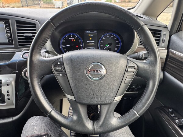 Used Nissan Elgrand 2017 for sale - 75570071: Photo 34
