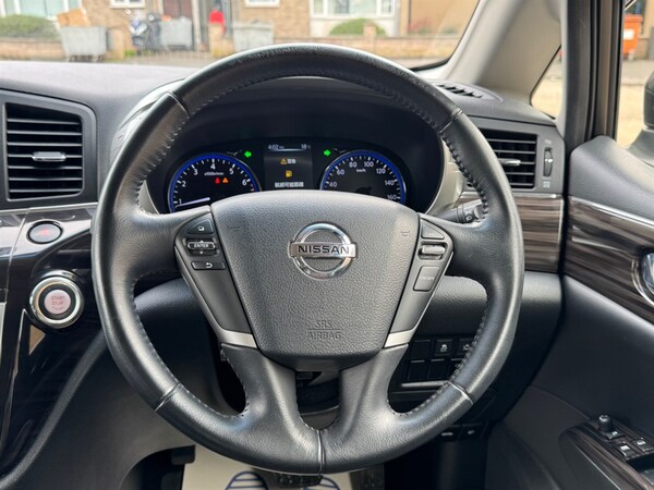 Used Nissan Elgrand 2017 for sale - 75570071: Photo 40