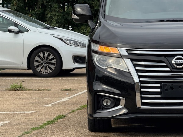 Used Nissan Elgrand 2017 for sale - 75570071: Photo 69