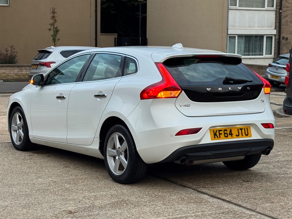 Used Volvo S40 2024 for sale - 76861983: Photo 4