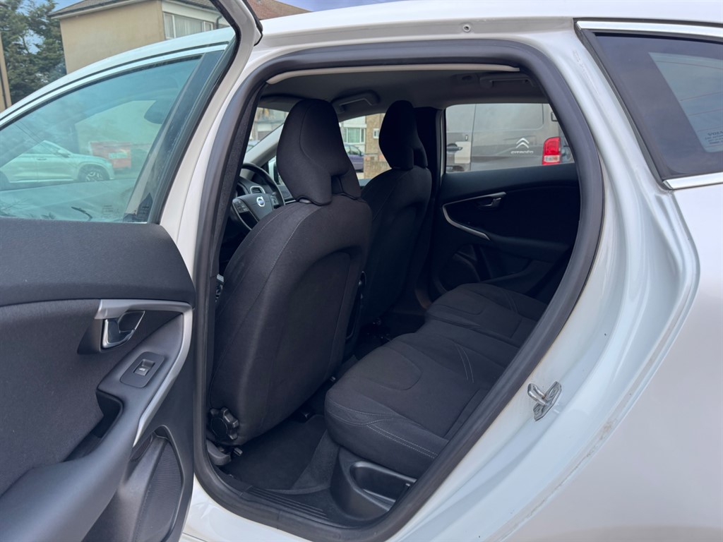 Used Volvo S40 2024 for sale - 76861983: Photo 43