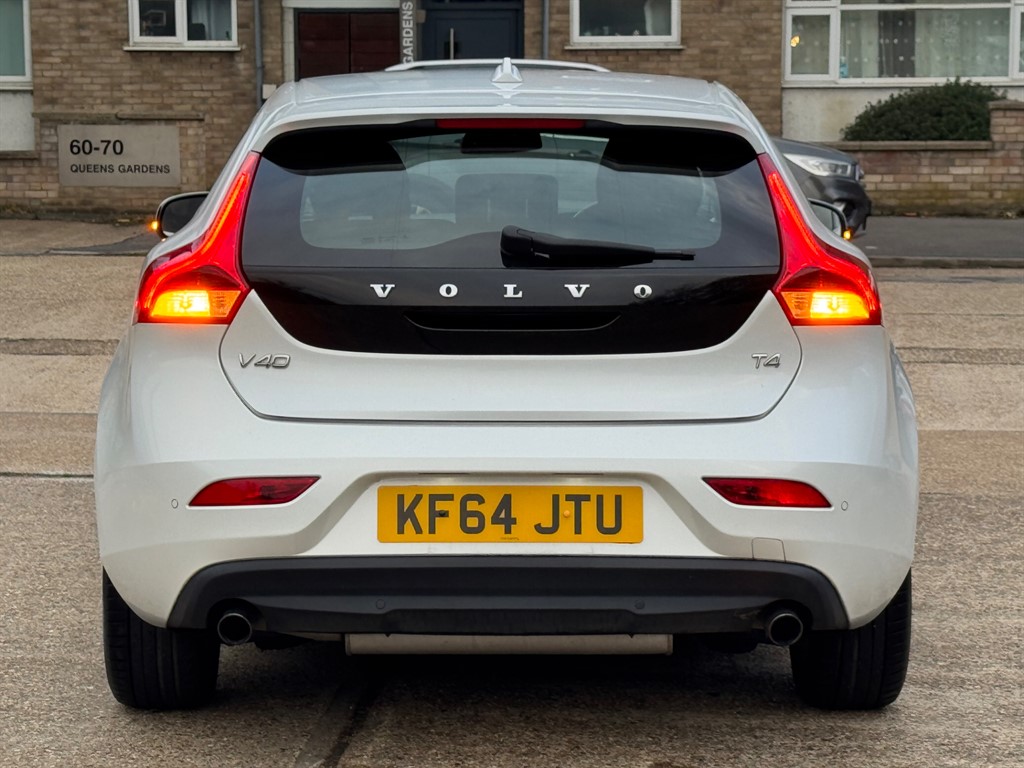 Used Volvo S40 2024 for sale - 76861983: Photo 5