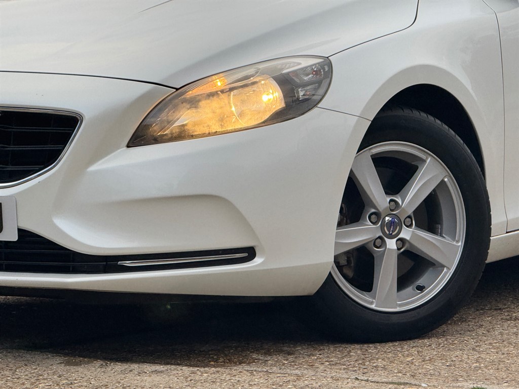 Used Volvo S40 2024 for sale - 76861983: Photo 54