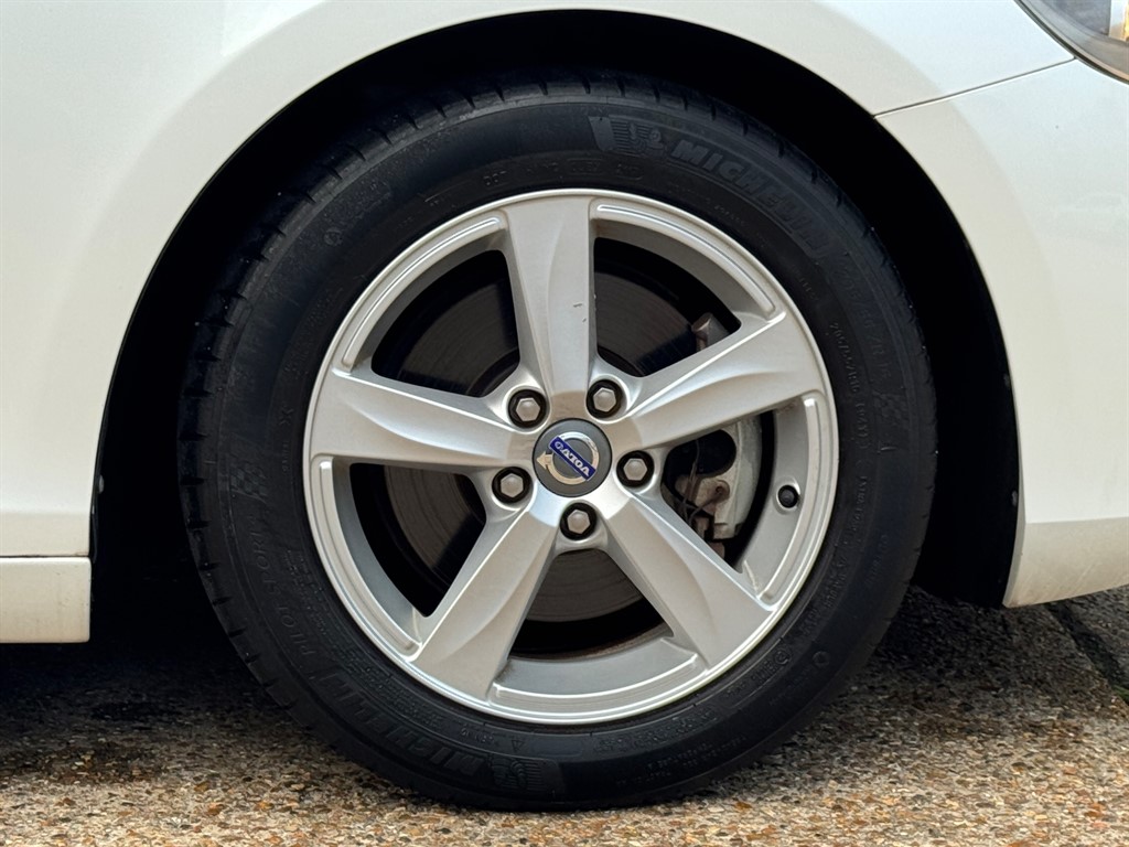 Used Volvo S40 2024 for sale - 76861983: Photo 63