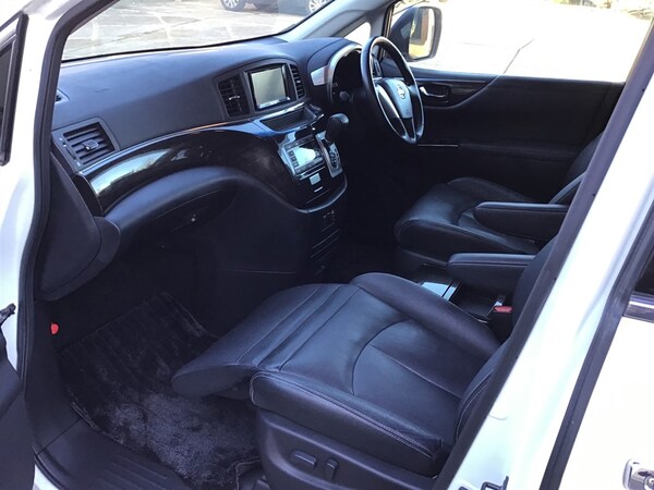 Used Nissan Elgrand 2013 for sale - 75572389: Photo 18