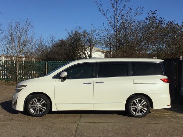 Used Nissan Elgrand 2013 for sale - 75572389: Photo 9