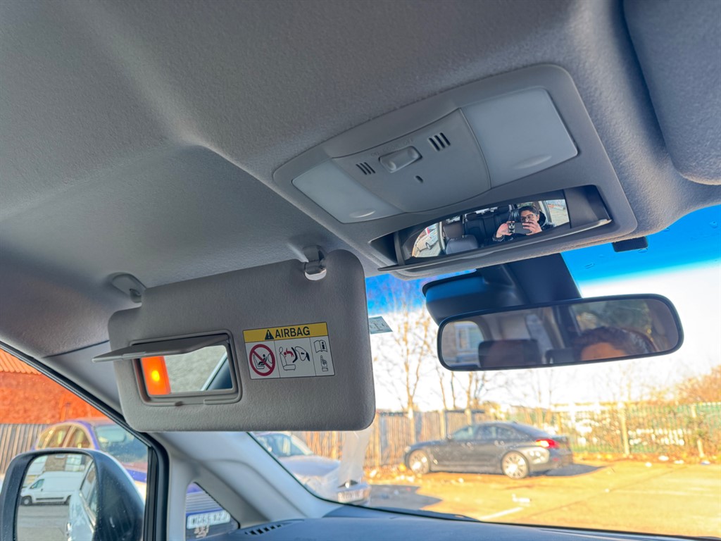 Used Nissan Elgrand 2023 for sale - 77106233: Photo 22