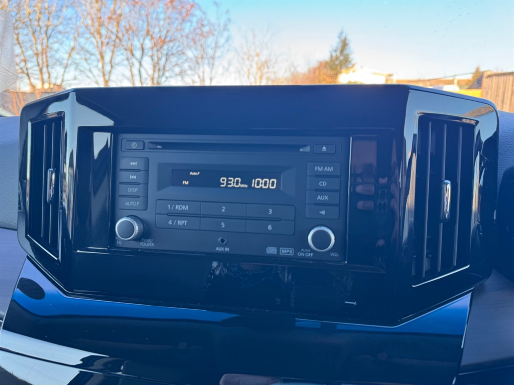 Used Nissan Elgrand 2023 for sale - 77106233: Photo 24