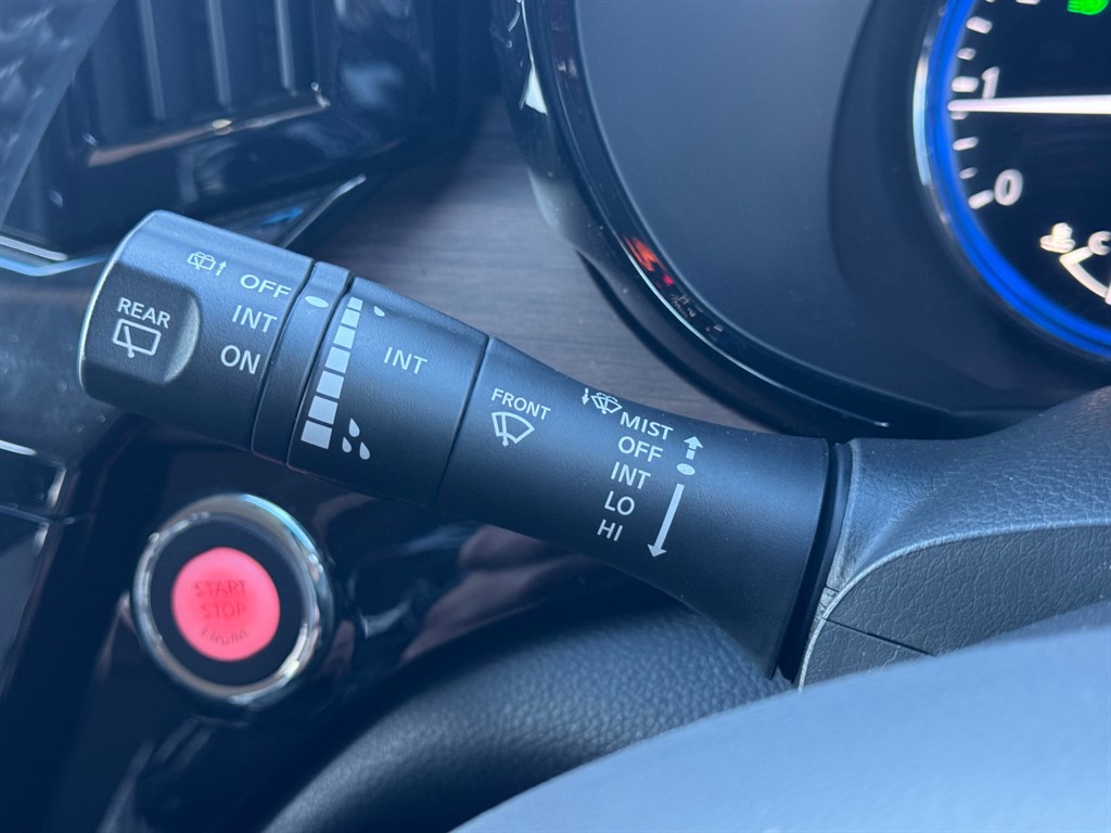 Used Nissan Elgrand 2023 for sale - 77106233: Photo 32