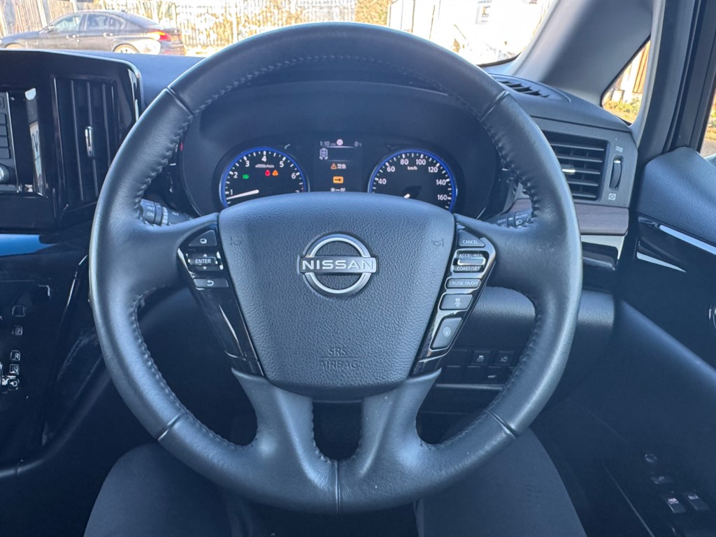 Used Nissan Elgrand 2023 for sale - 77106233: Photo 37