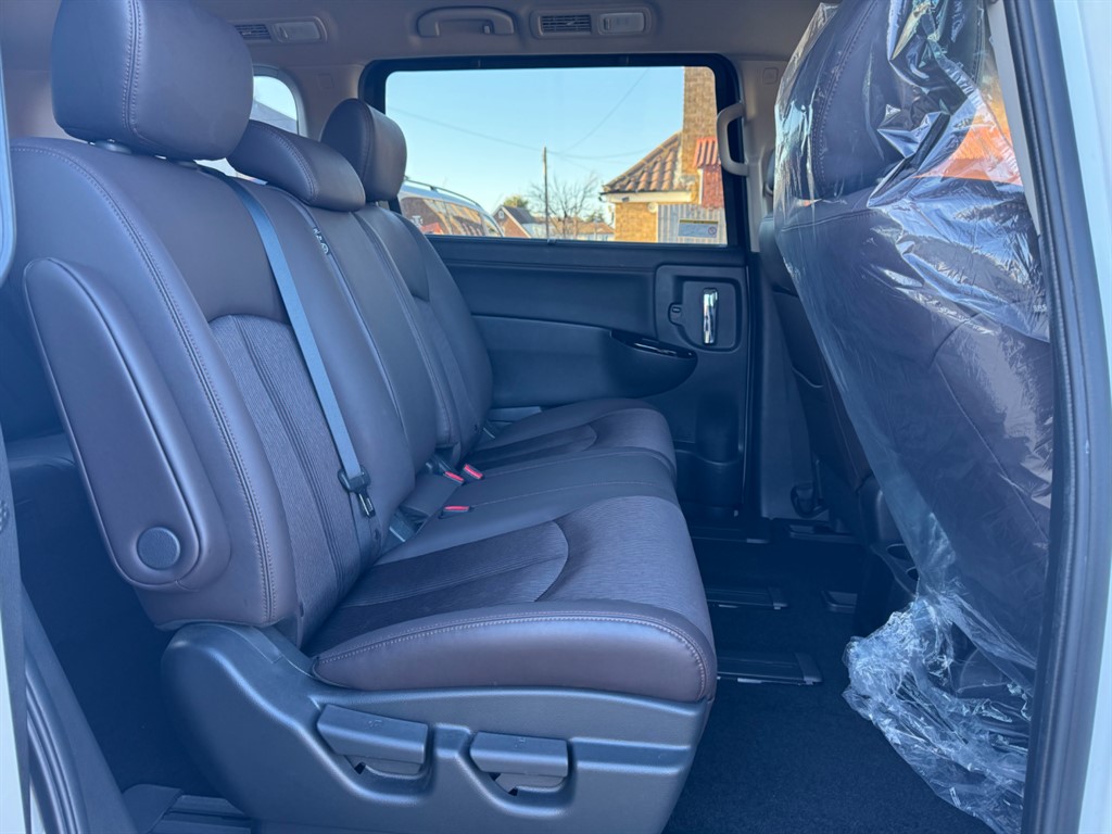 Used Nissan Elgrand 2023 for sale - 77106233: Photo 43