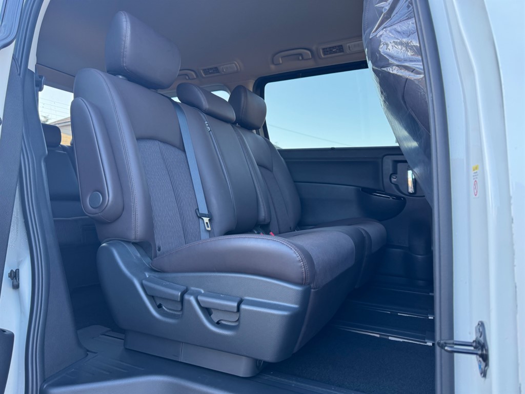 Used Nissan Elgrand 2023 for sale - 77106233: Photo 44