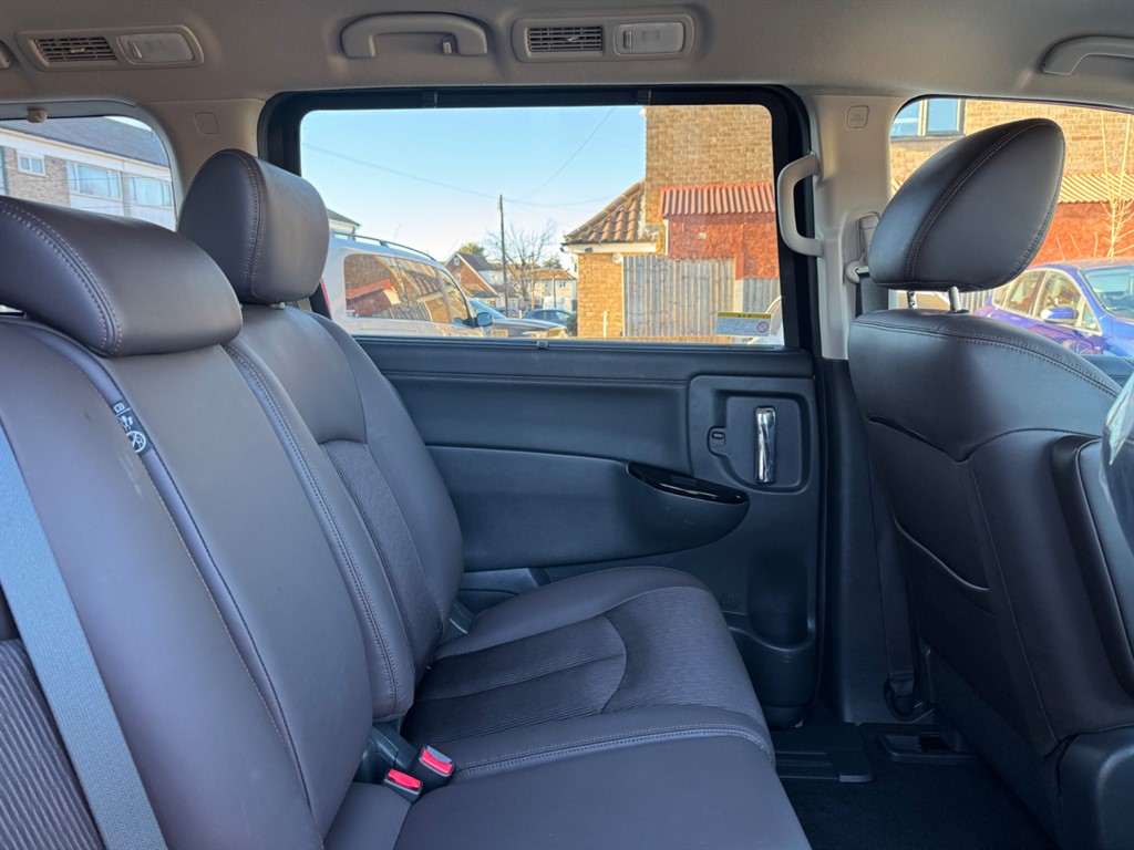 Used Nissan Elgrand 2023 for sale - 77106233: Photo 46