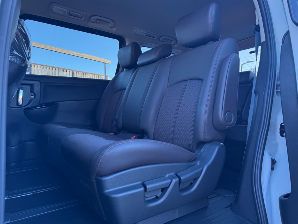 Used Nissan Elgrand 2023 for sale - 77106233: Photo 51