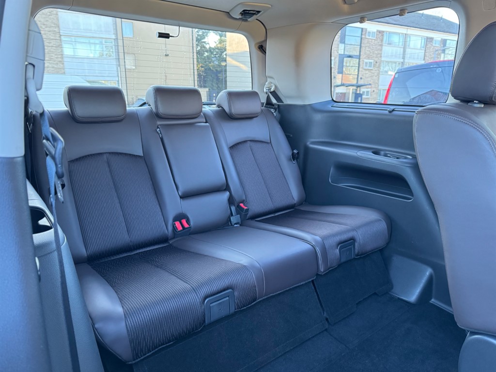 Used Nissan Elgrand 2023 for sale - 77106233: Photo 55