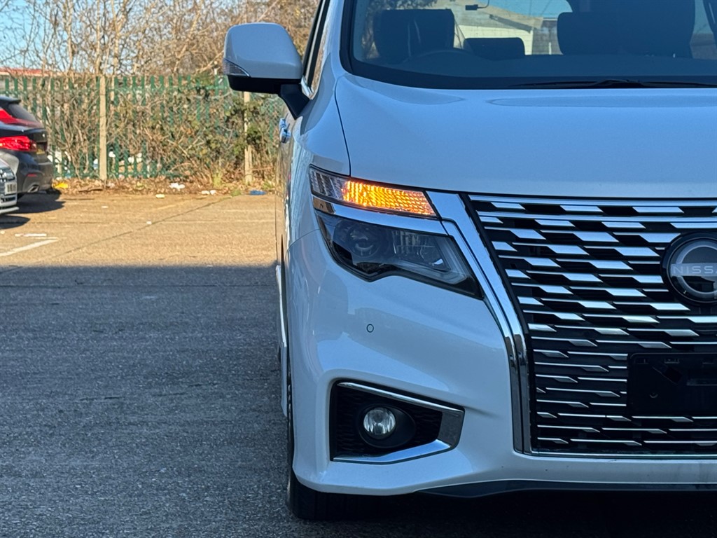 Used Nissan Elgrand 2023 for sale - 77106233: Photo 74