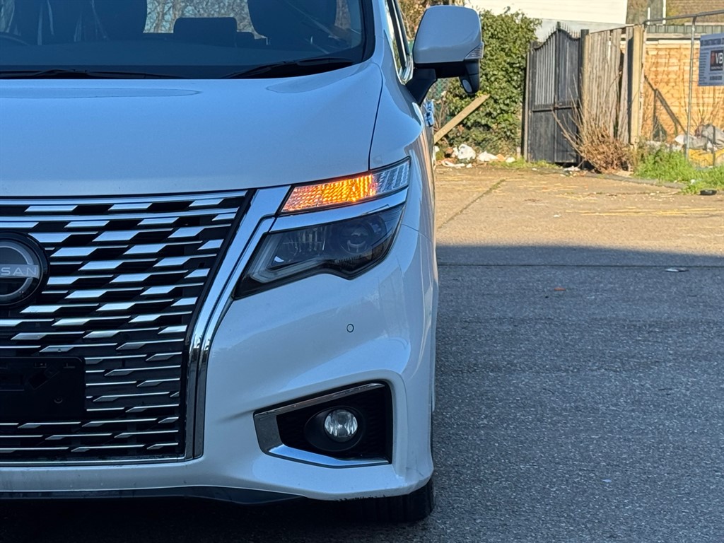 Used Nissan Elgrand 2023 for sale - 77106233: Photo 75