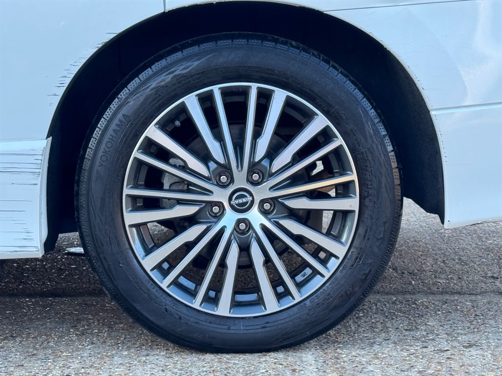 Used Nissan Elgrand 2023 for sale - 77106233: Photo 76