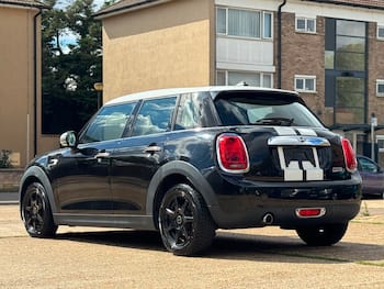 Used MINI Cooper 2019 for sale - 79693195: Photo