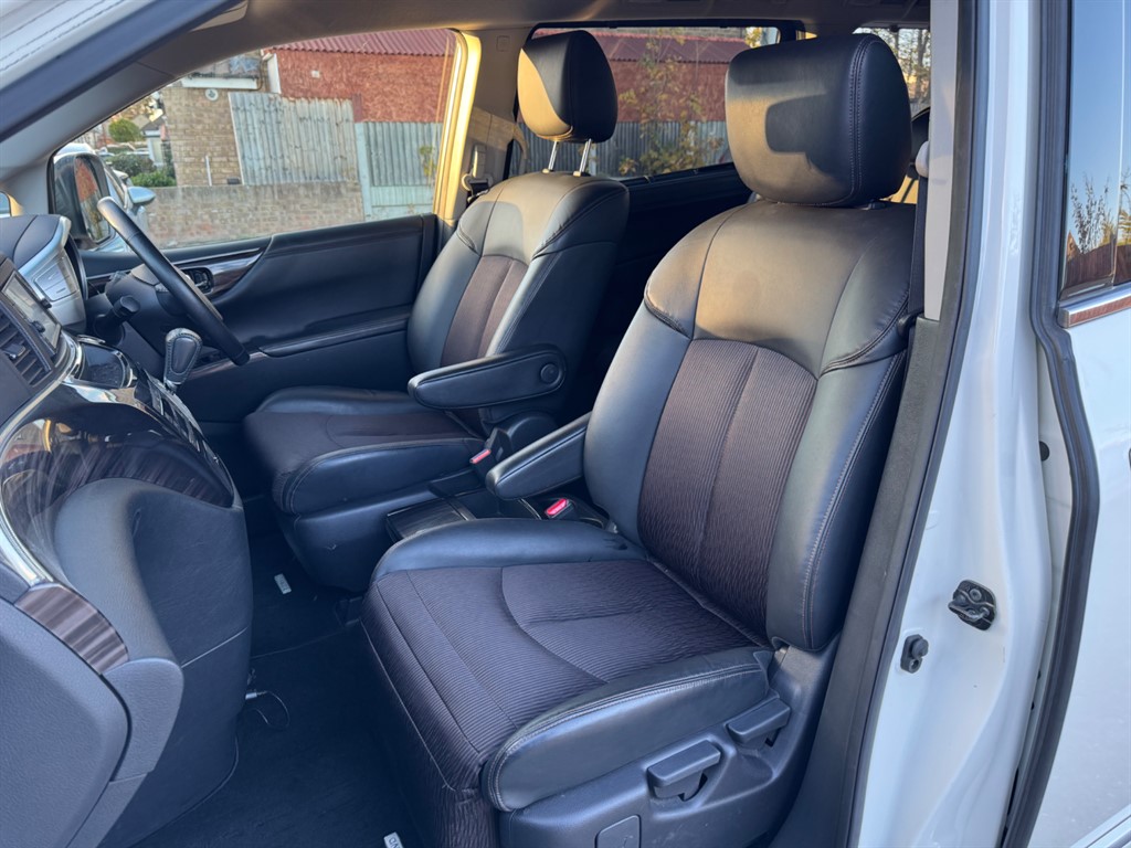 Used Nissan Elgrand 2019 for sale - 76758052: Photo 15