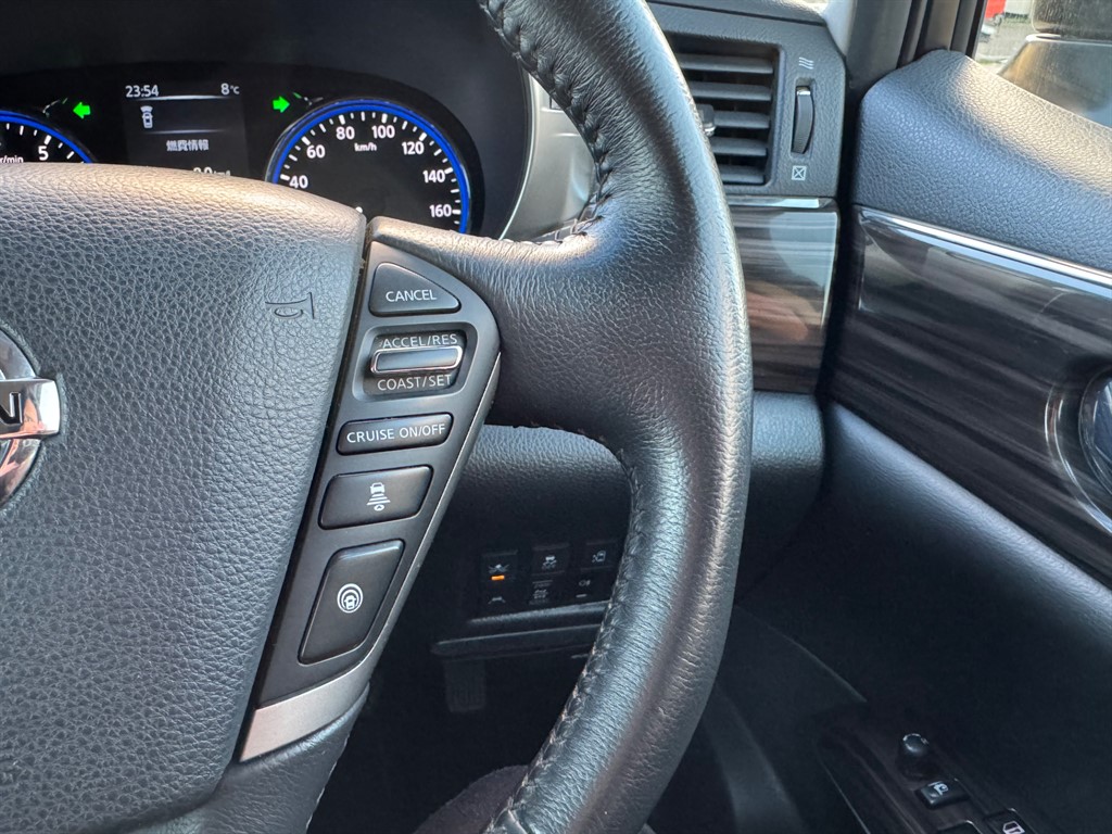 Used Nissan Elgrand 2019 for sale - 76758052: Photo 30