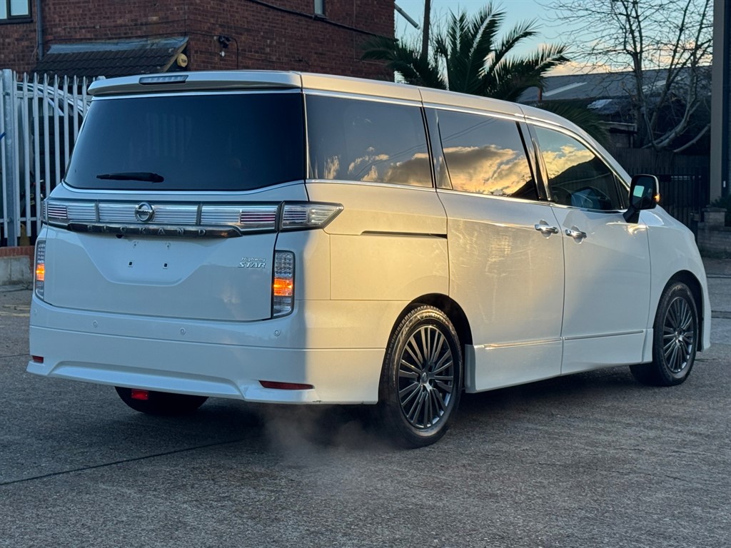 Used Nissan Elgrand 2019 for sale - 76758052: Photo 4