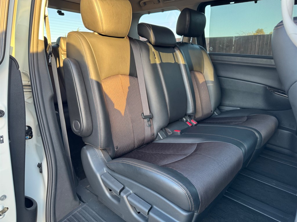 Used Nissan Elgrand 2019 for sale - 76758052: Photo 46