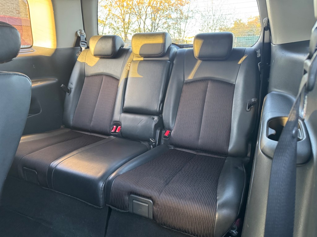 Used Nissan Elgrand 2019 for sale - 76758052: Photo 50