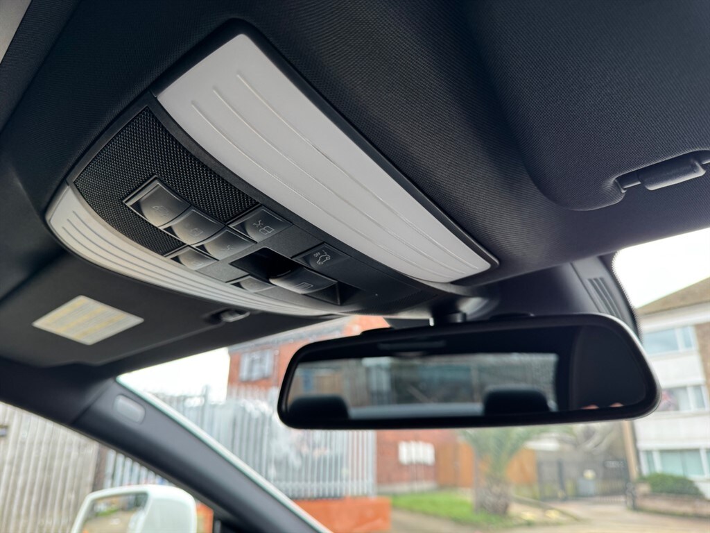 Used Mercedes-Benz CLS 2012 for sale - 77636348: Photo 26