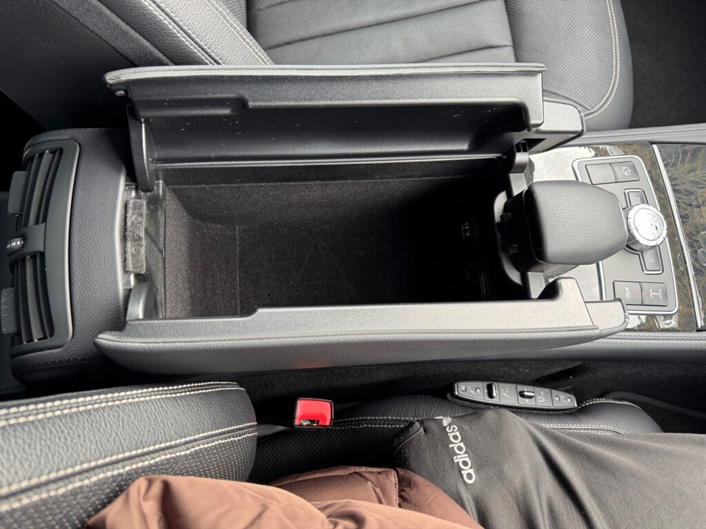 Used Mercedes-Benz CLS 2012 for sale - 77636348: Photo 35