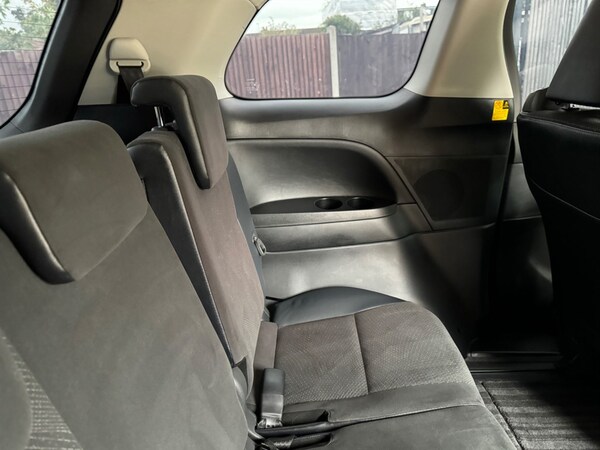 Used Toyota Estima 2013 for sale - 71914739: Photo 11
