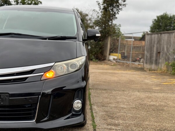 Used Toyota Estima 2013 for sale - 71914739: Photo 48