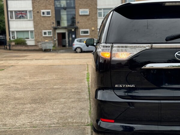 Used Toyota Estima 2013 for sale - 71914739: Photo 53