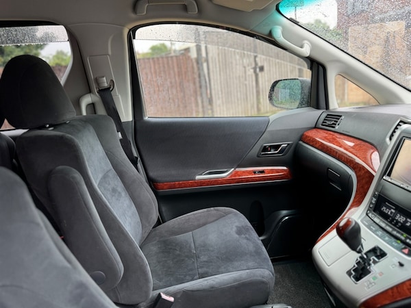 Used Toyota Vellfire 2010 for sale - 75571248: Photo 14