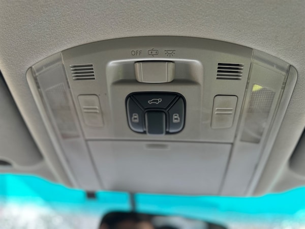 Used Toyota Vellfire 2010 for sale - 75571248: Photo 34