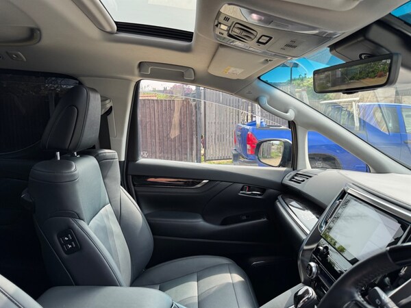 Used Toyota Alphard 2022 for sale - 75663063: Photo 16