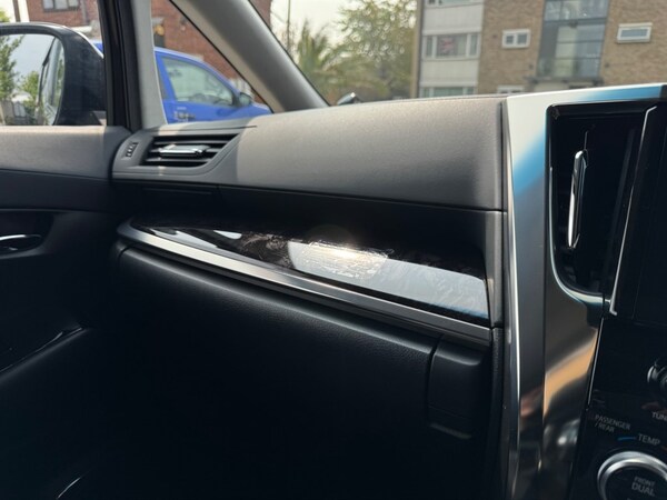 Used Toyota Alphard 2022 for sale - 75663063: Photo 34