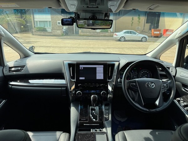 Used Toyota Alphard 2022 for sale - 75663063: Photo 43