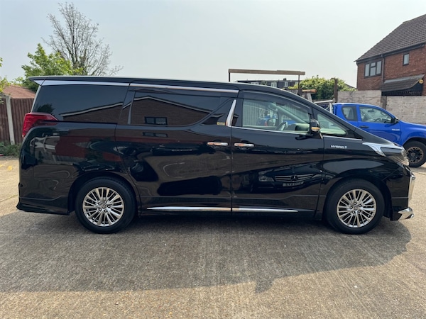 Used Toyota Alphard 2022 for sale - 75663063: Photo 8