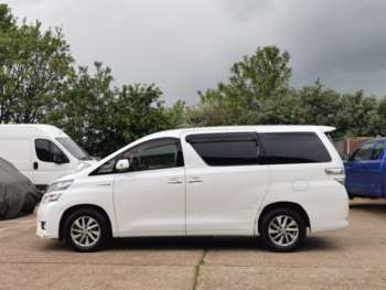 Used Toyota Vellfire 2013 for sale - 67184509: Photo