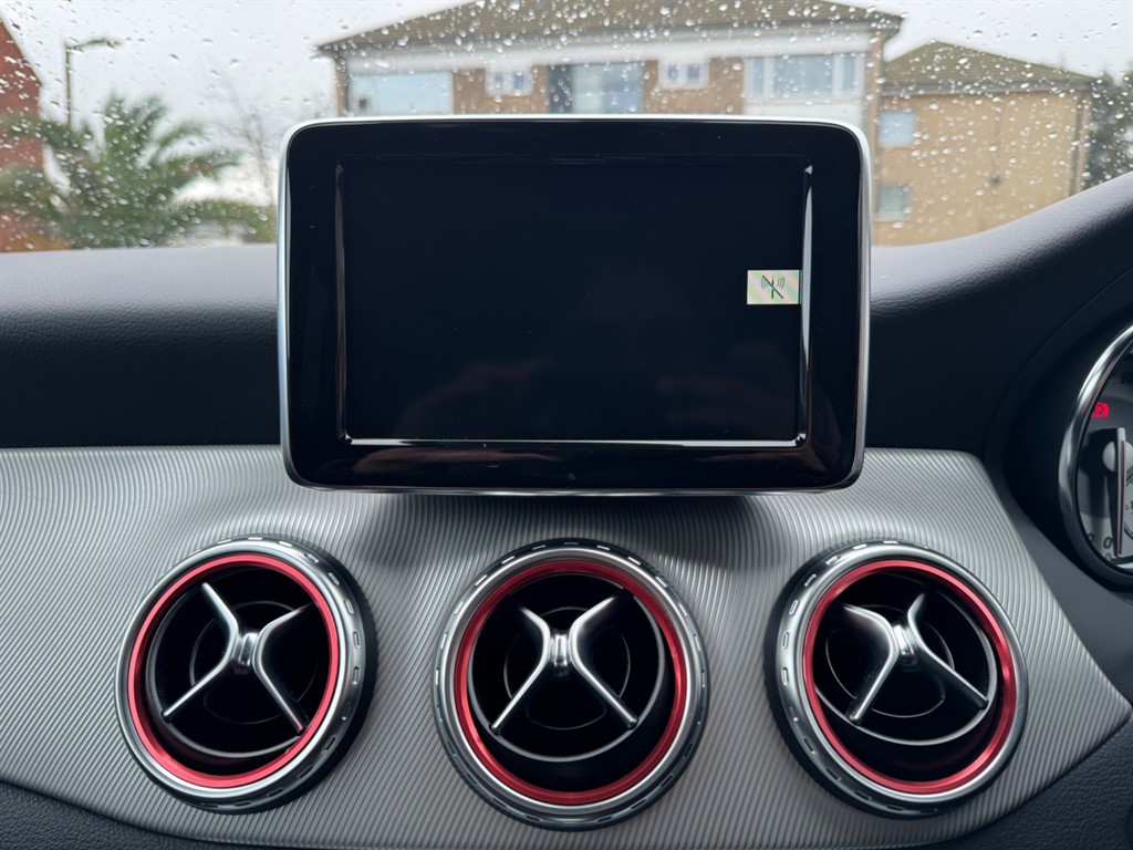 Used Mercedes-Benz GLA 2015 for sale - 77319195: Photo 24