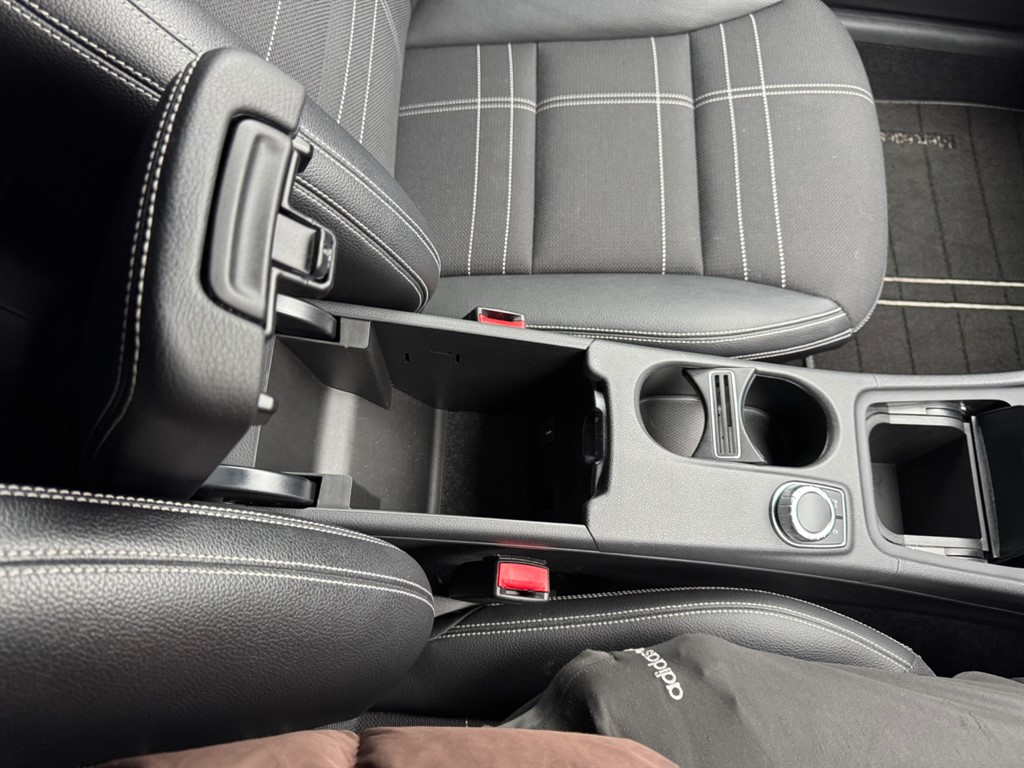 Used Mercedes-Benz GLA 2015 for sale - 77319195: Photo 29