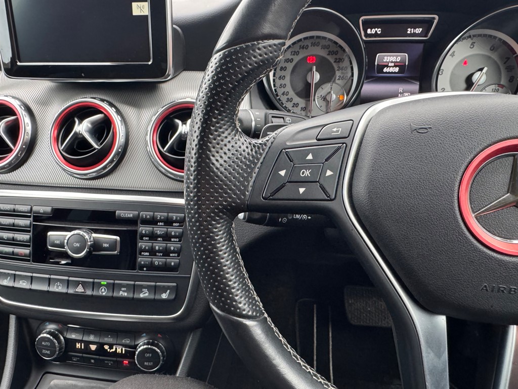 Used Mercedes-Benz GLA 2015 for sale - 77319195: Photo 31