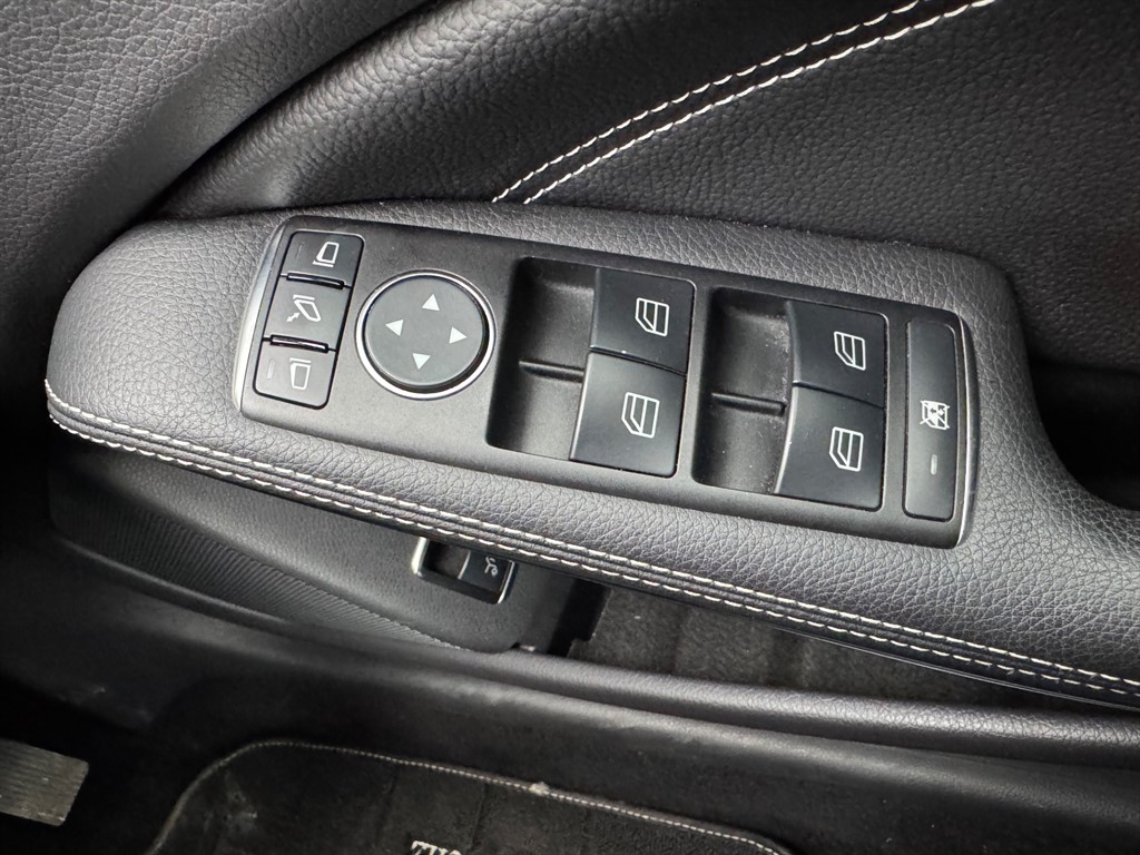 Used Mercedes-Benz GLA 2015 for sale - 77319195: Photo 39