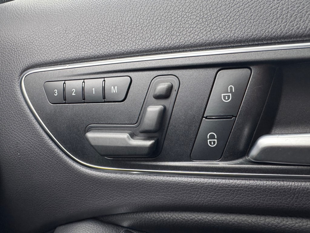 Used Mercedes-Benz GLA 2015 for sale - 77319195: Photo 40